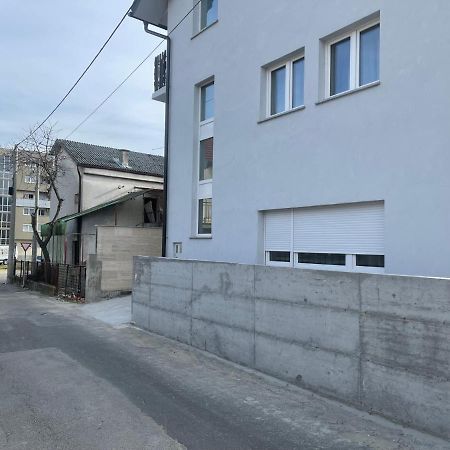 Rozi Apartments Загреб Екстериор снимка