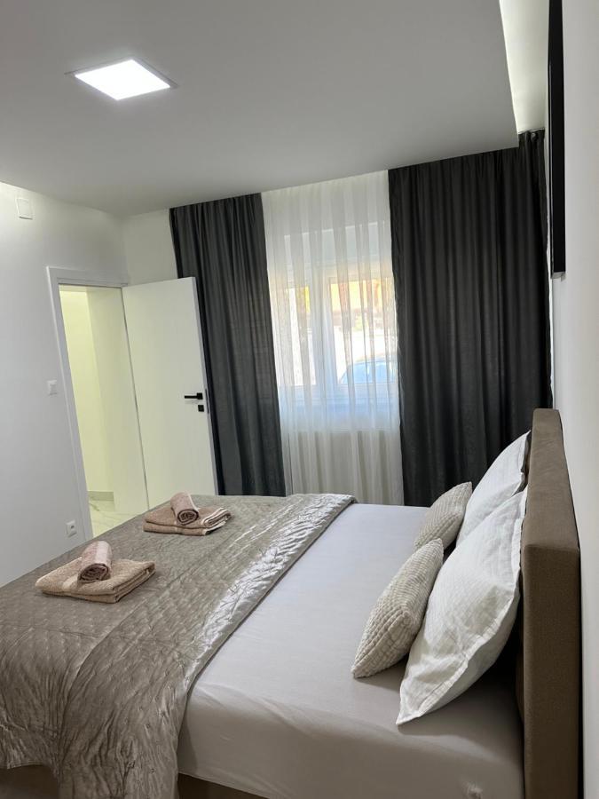 Rozi Apartments Загреб Екстериор снимка